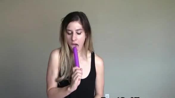Amateur girl playing with her favorite toy on webc